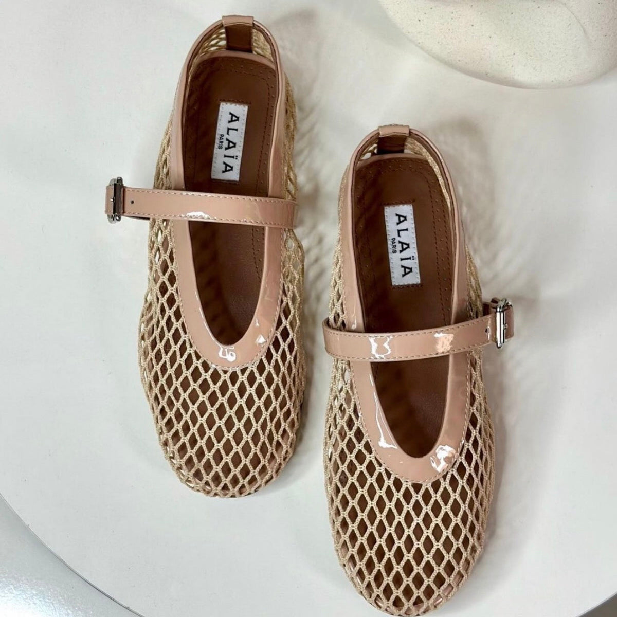ALAÏ NUDE FISHNET BALLET FLATS