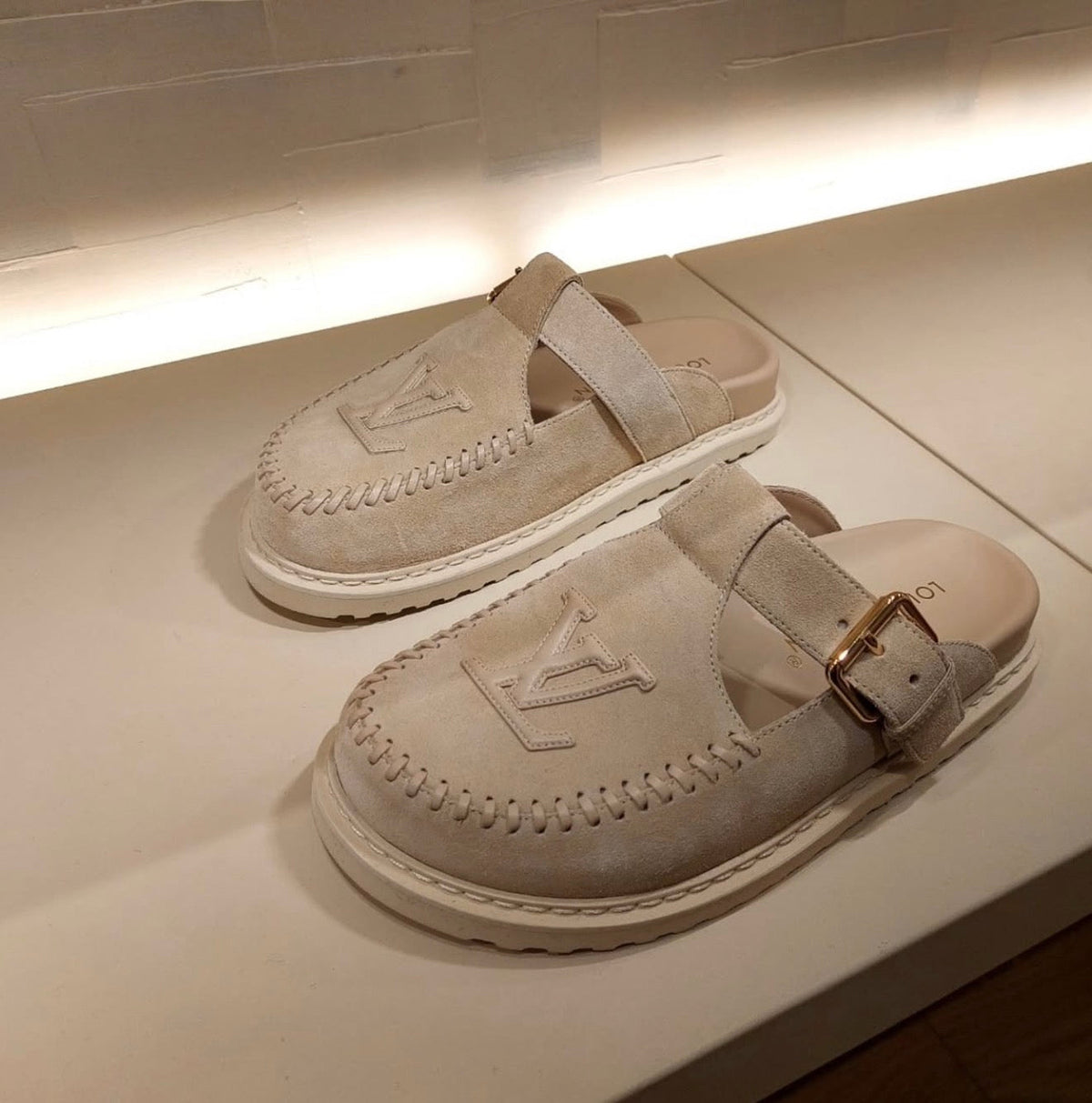BEIGE AZURA MULES