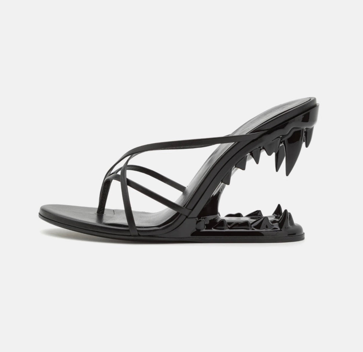 BADDIE HEELS BLACK