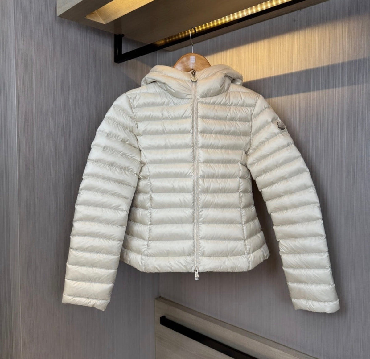 IGE JACKET BLACK / WHITE
