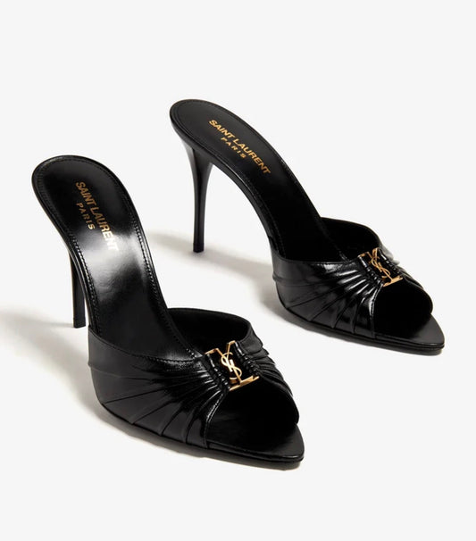 BLACK LEATHER HEELS