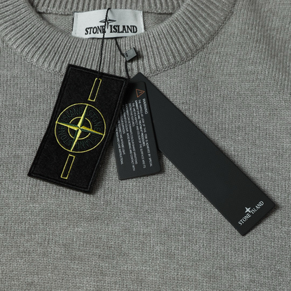 Sleek Sweatshirt with Monogram Design