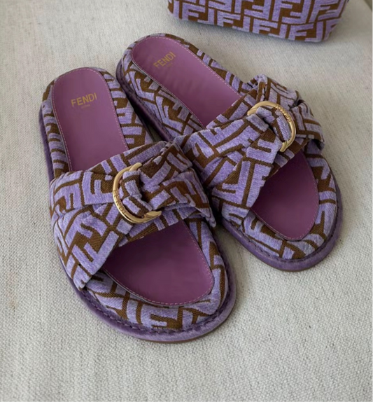 PURPLE SANDALS