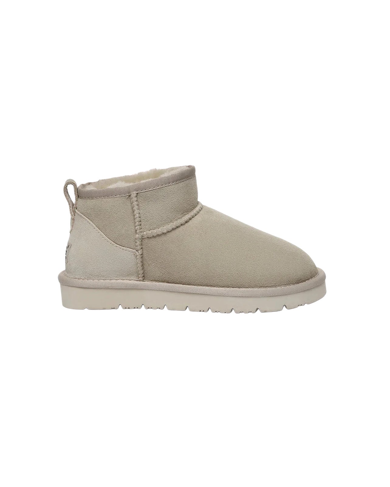 "UG" Classic Mini Boots