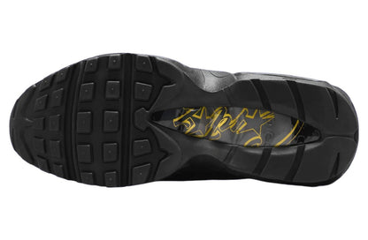 "CRTZ" 95 Sneaker