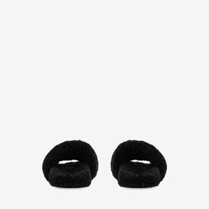 "BLNC" Fur Slides