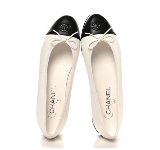 WHITE BLACK BALLERINA FLATS