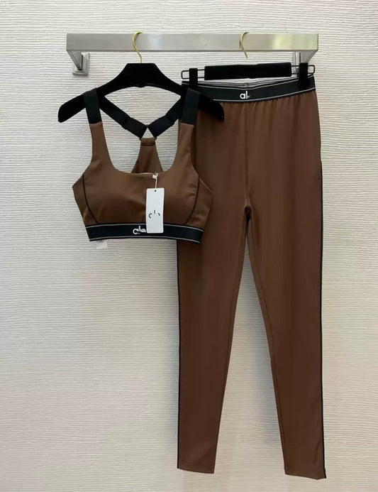YOGA BROWN SET
