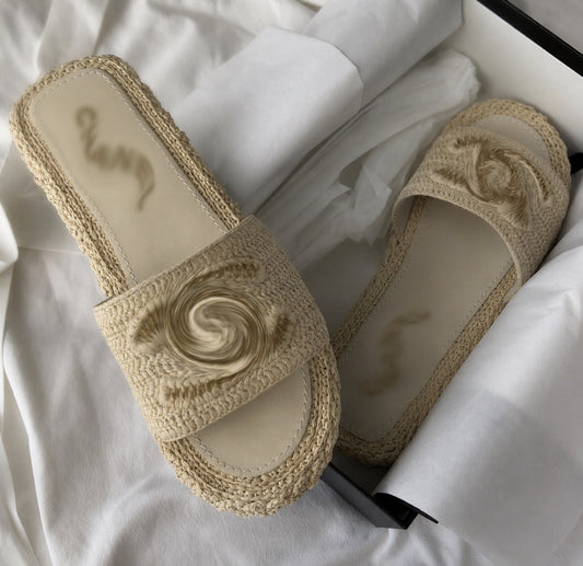 SUNNY SANDALS