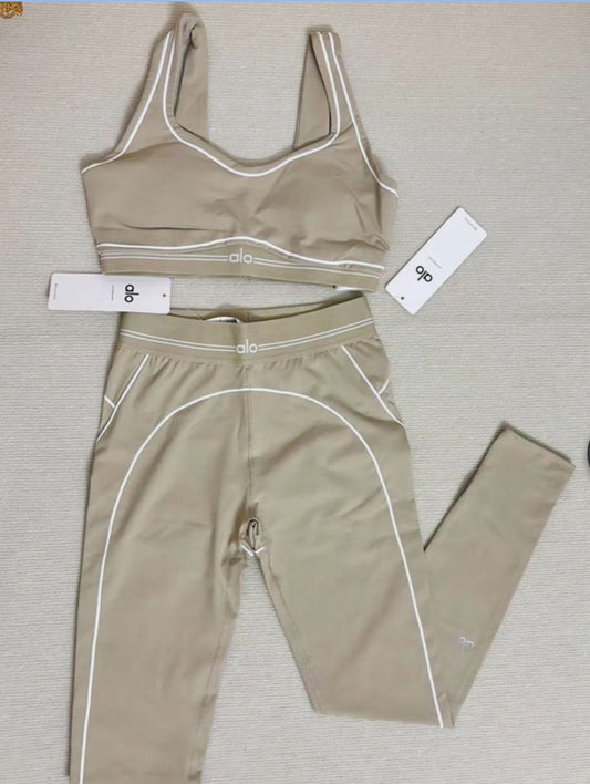 YOGA SET BEIGE